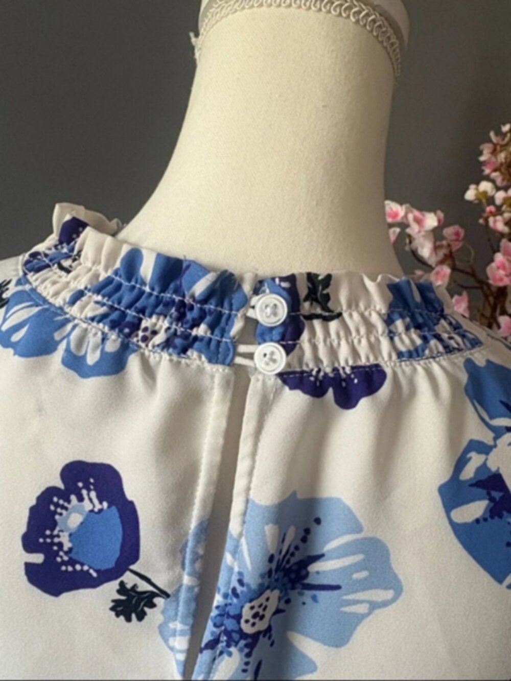 LOFT Blue Ruffled Sleeveless Blouse with Bib Collar - Picture 6 of 8